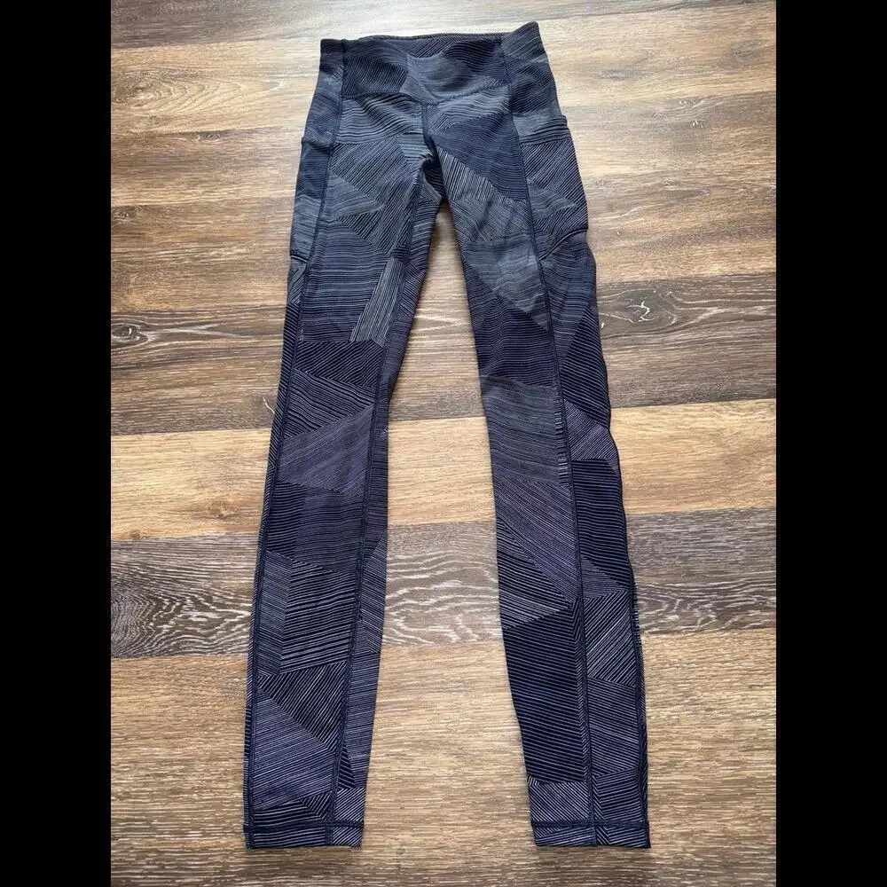 Lululemon Speed Up Mid Rise 28” With Pockets Etch Hail Midnight Navy Size 2